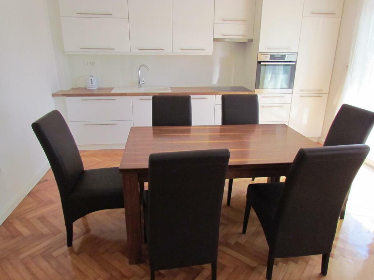 Apartment Lenka Сен Екстериор снимка